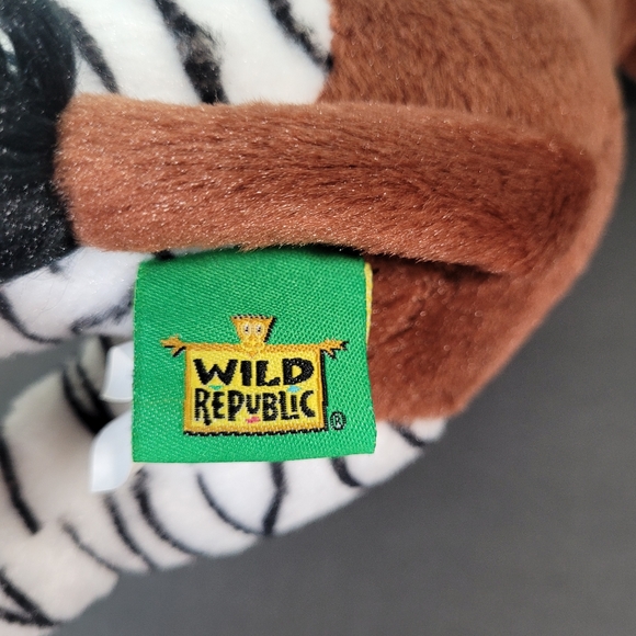 Wild Republic Okapi Plush Exotic Wild Animal Zebra Striped Legs 12" Standing - Picture 7 of 8